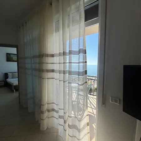 Sunkissed Apartment